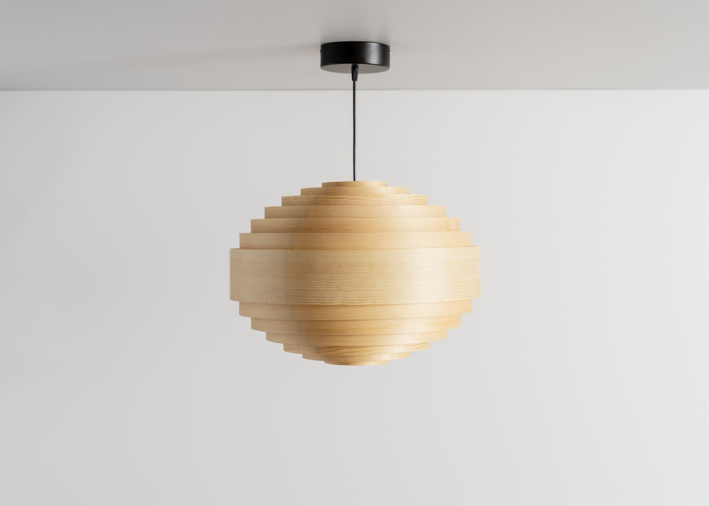 Vaarni: 1002 Hans Pendant 46