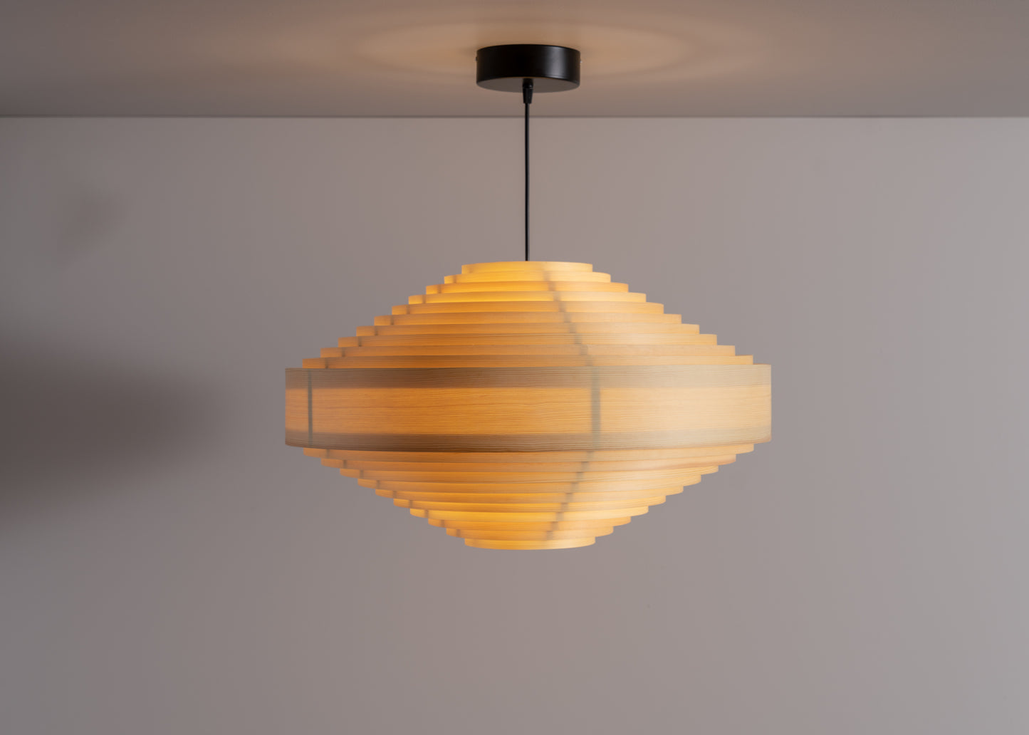 Vaarni: 1003 Hans Pendant 60