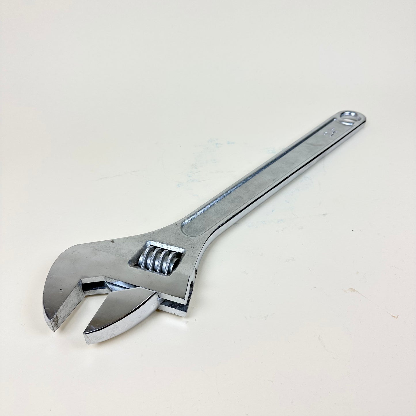 XL Wrench