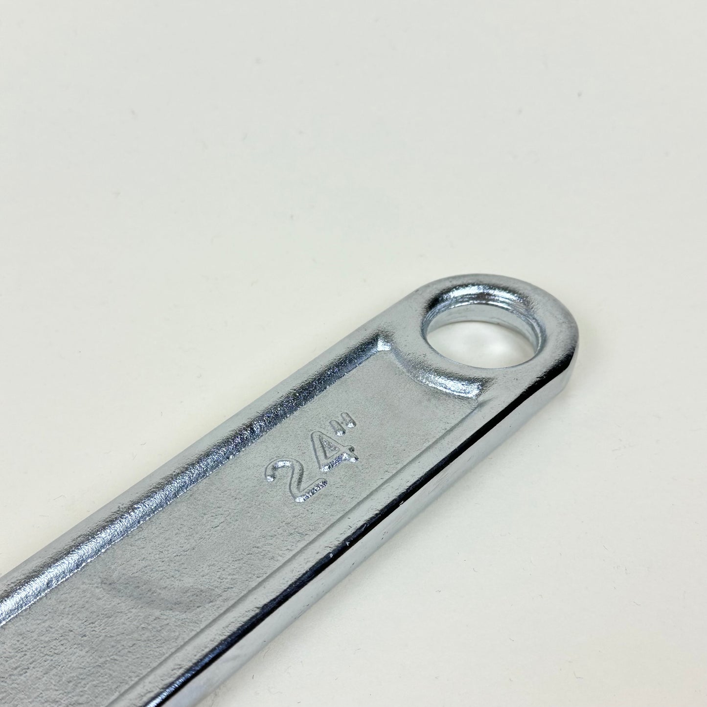 XL Wrench