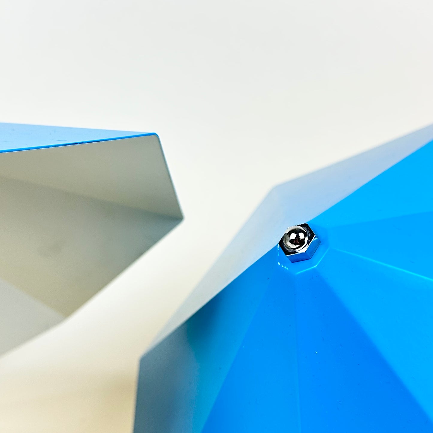 Parasol Lamp designed by Léa Padovani & Sébastien Kieffer