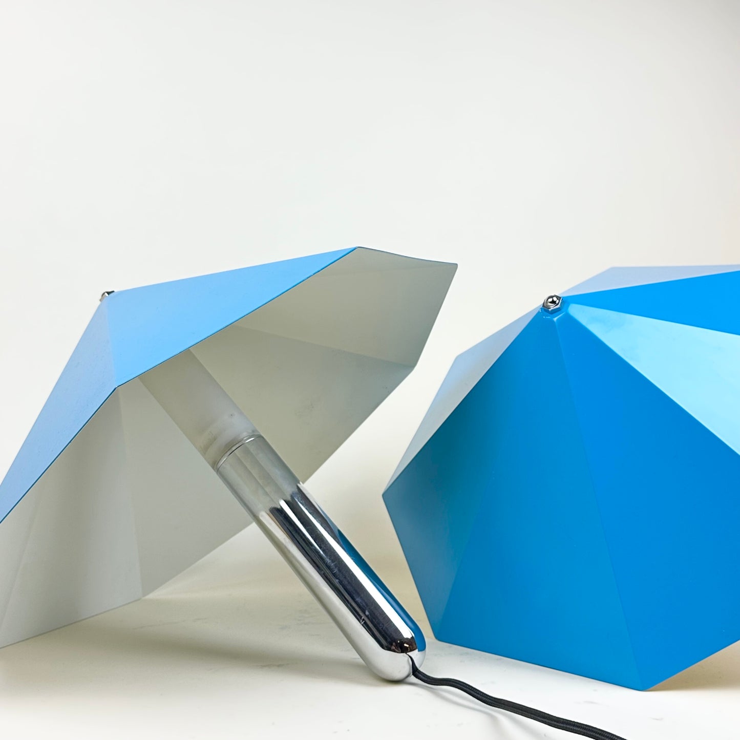 Parasol Lamp designed by Léa Padovani & Sébastien Kieffer