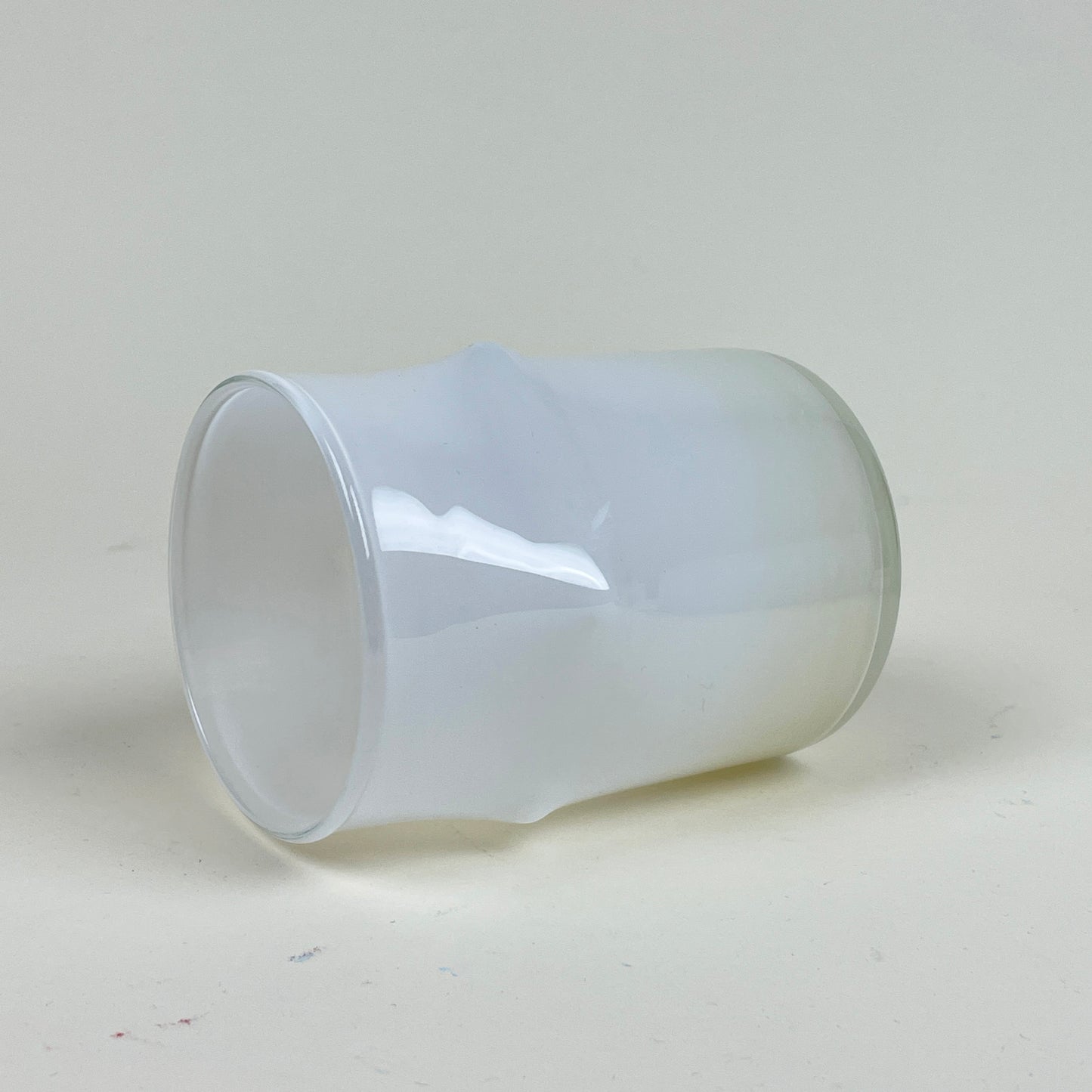 Drinking glass (cream white) by Silje Lindrup