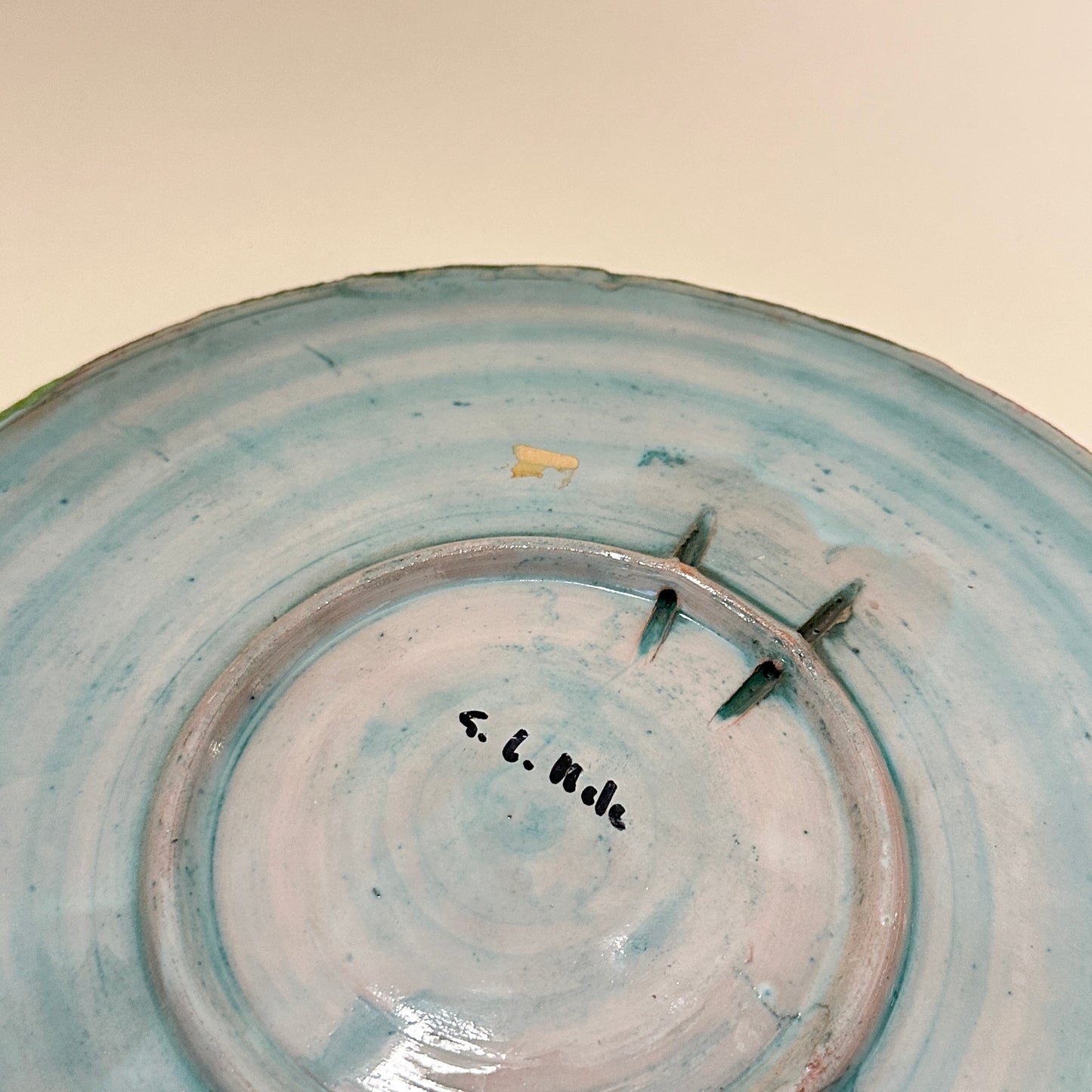 Green handmade ceramic plate (vintage)