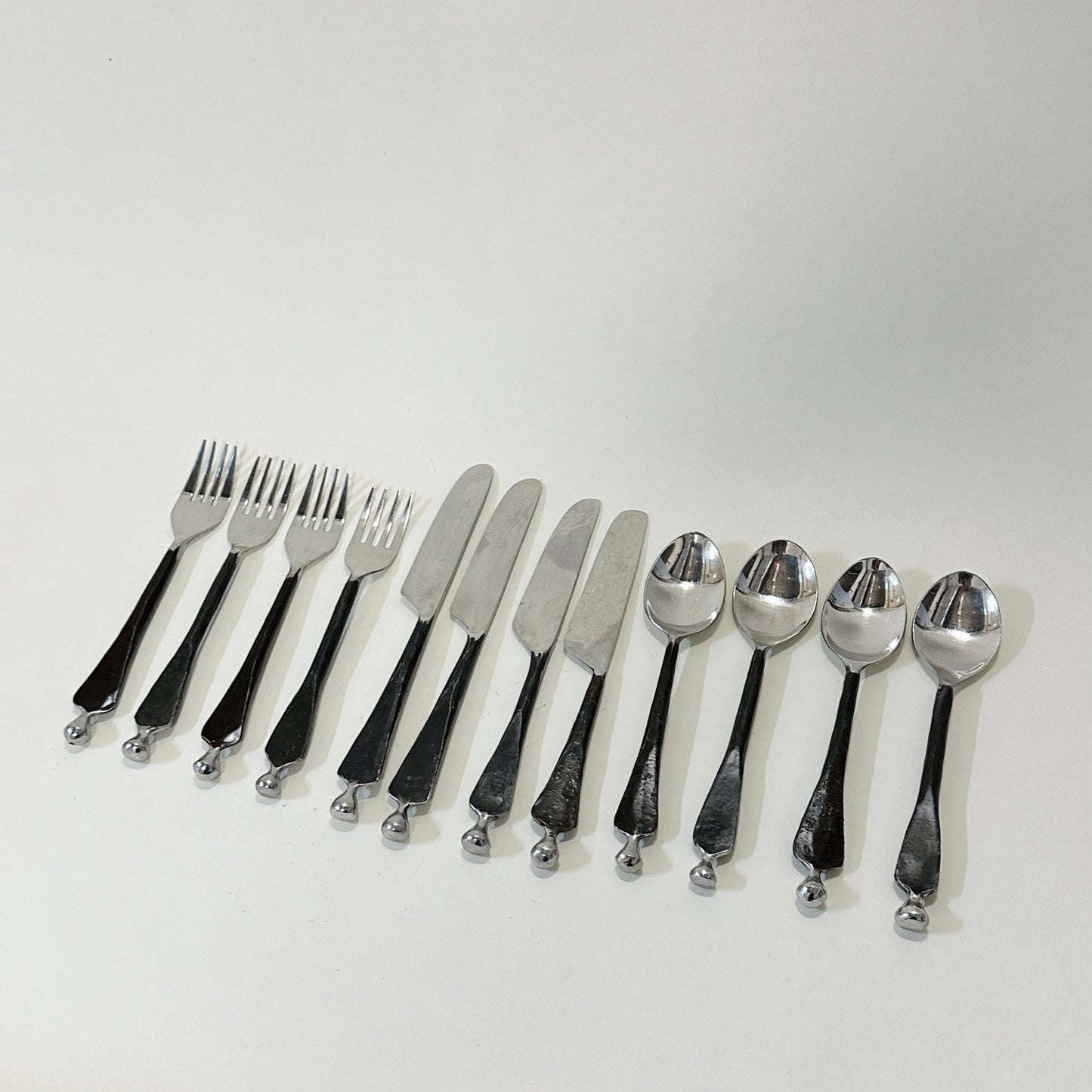 Rustic cutlery (set of 12)