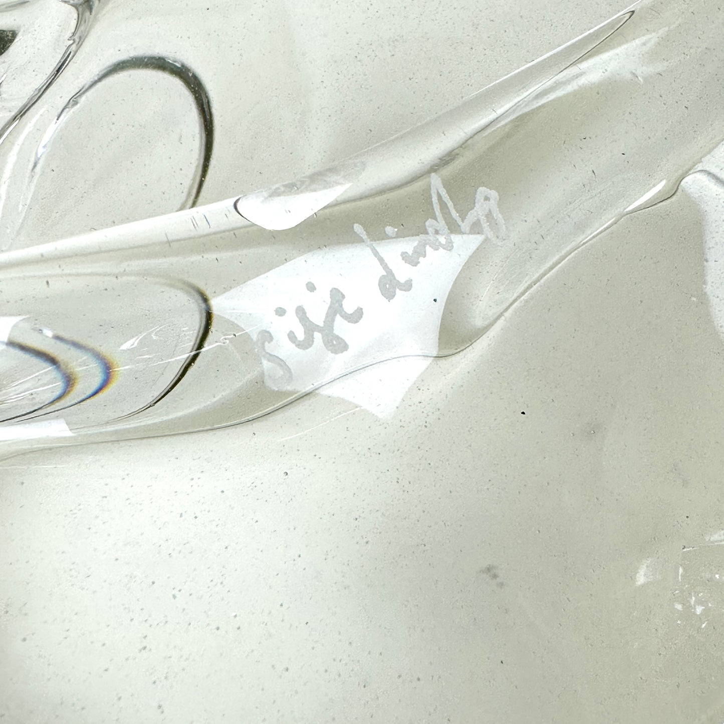 Glass bowl "Swirl" by Silje Lindrup