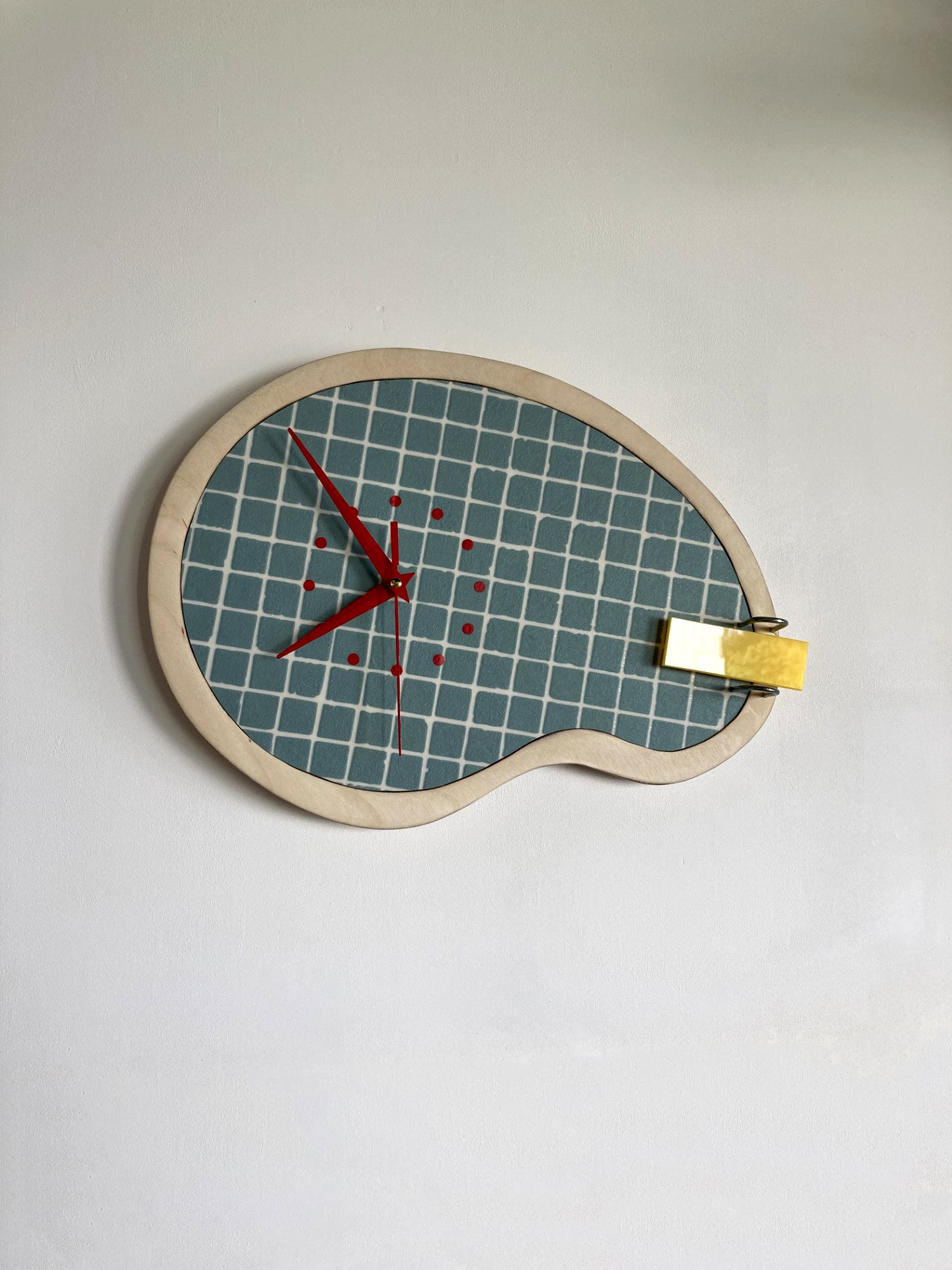Aalto’s pool clock by Eve Cromwell