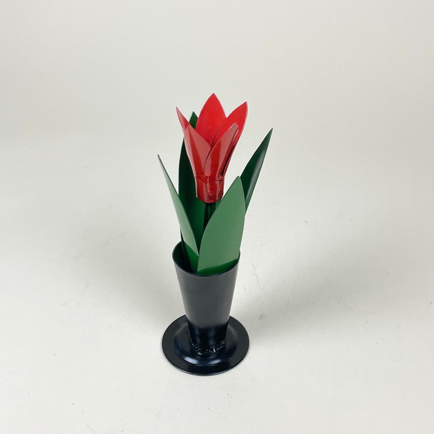 Vintage metal tulip shaped candle holder