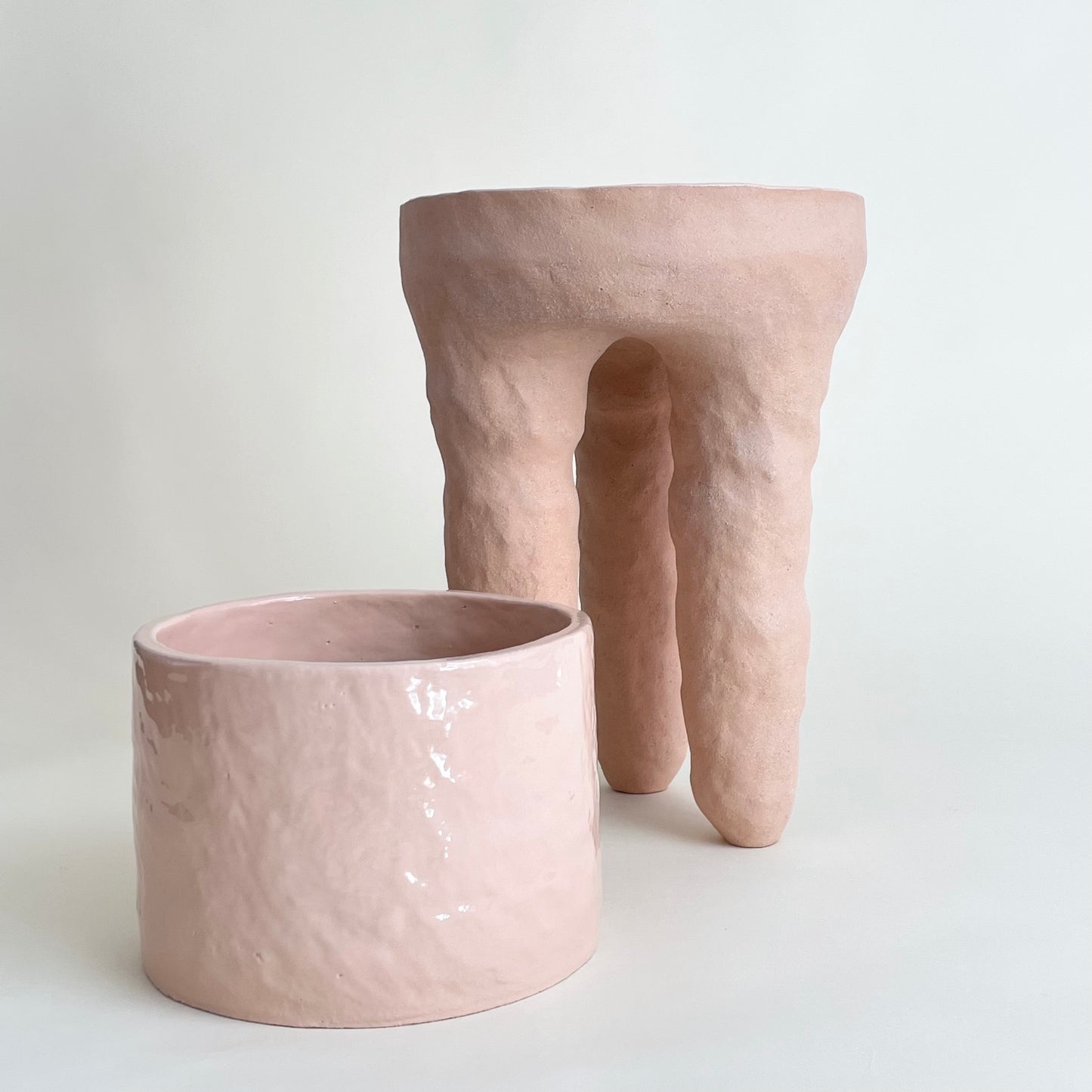 Ceramic planter by Fanny Ollas