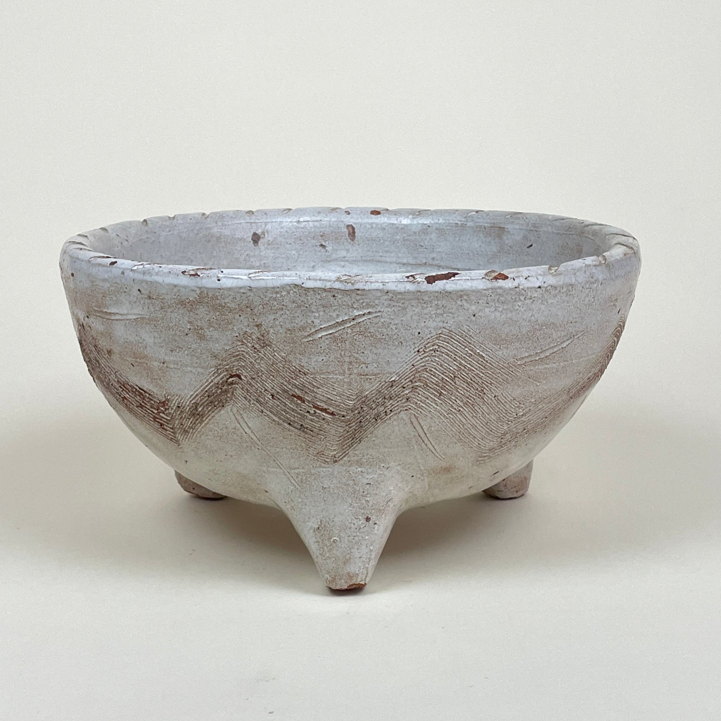 Vintage 3 legged ceramic planter