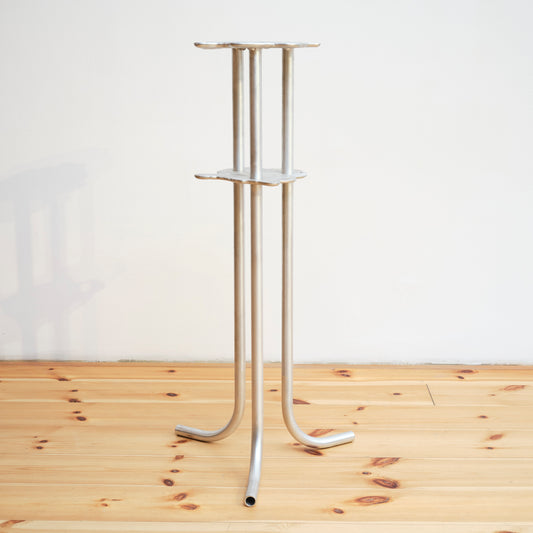Pedestal, high 1, by Alfred Sahlén