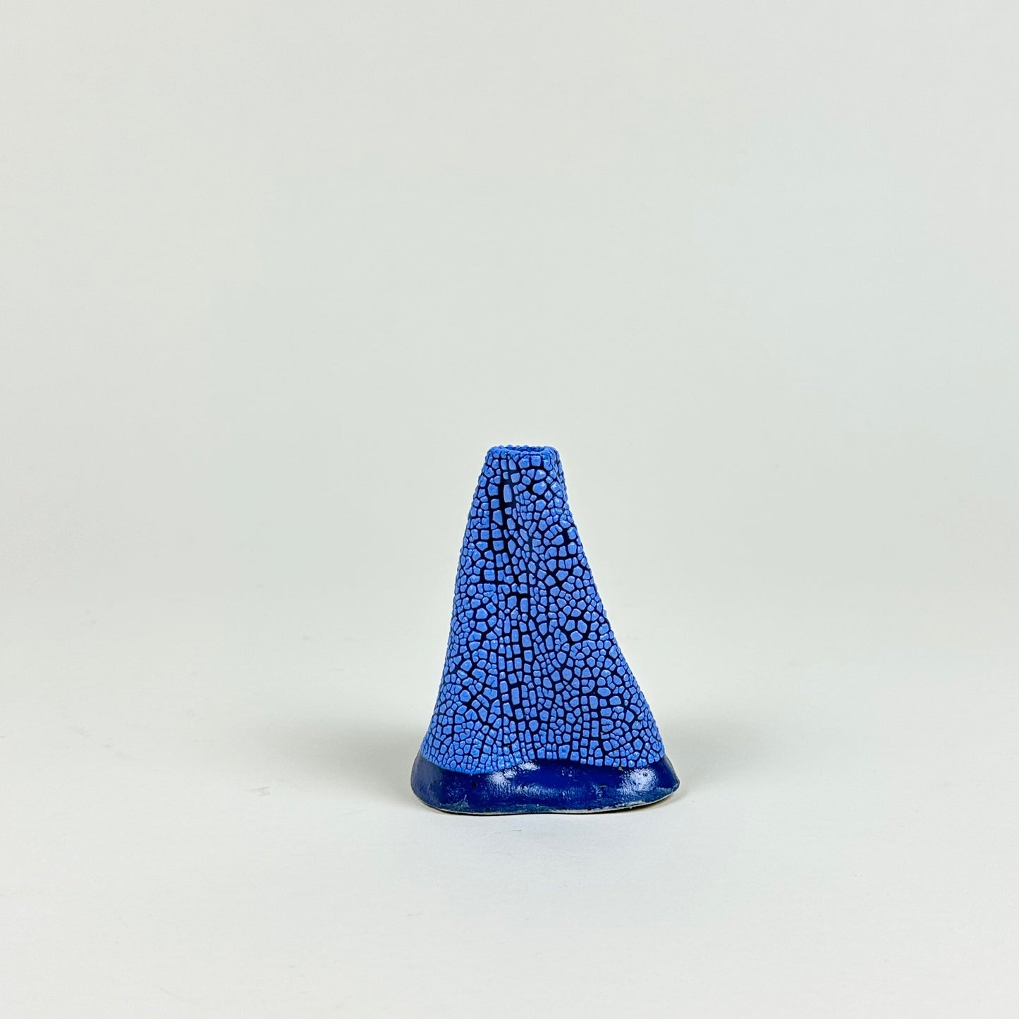 Blue volcano vase (S) by Astrid Öhman.