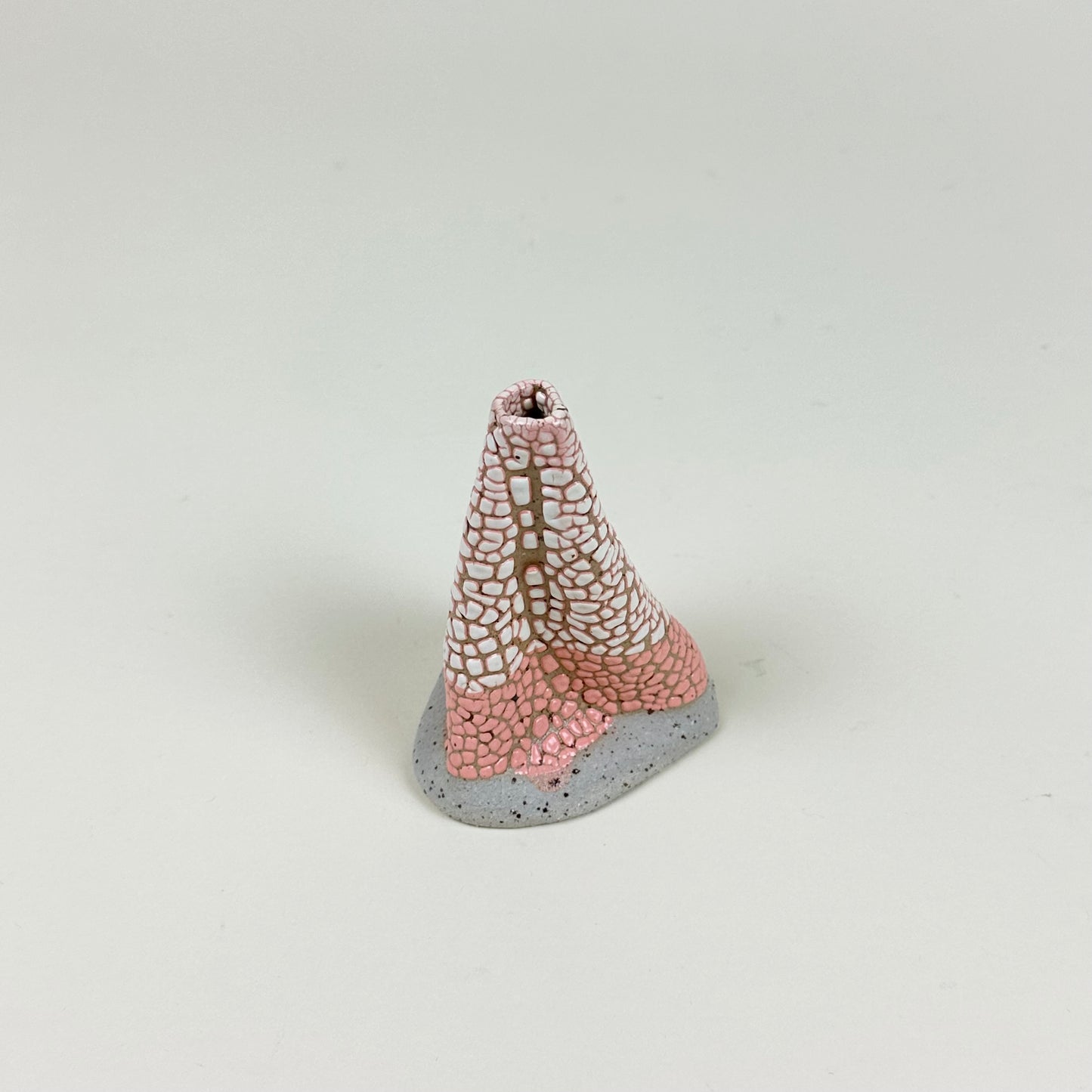 Light pink and pink volcano vase (S) by Astrid Öhman.