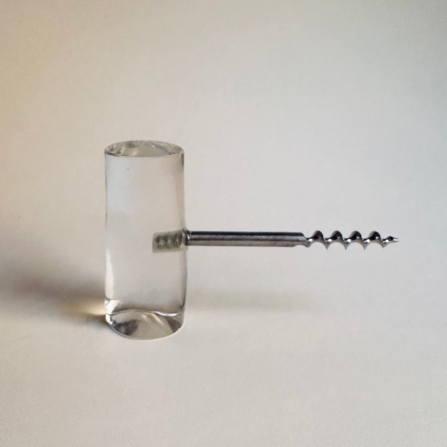 "Öppnare" corkscrew by Simon Klenell, clear glass