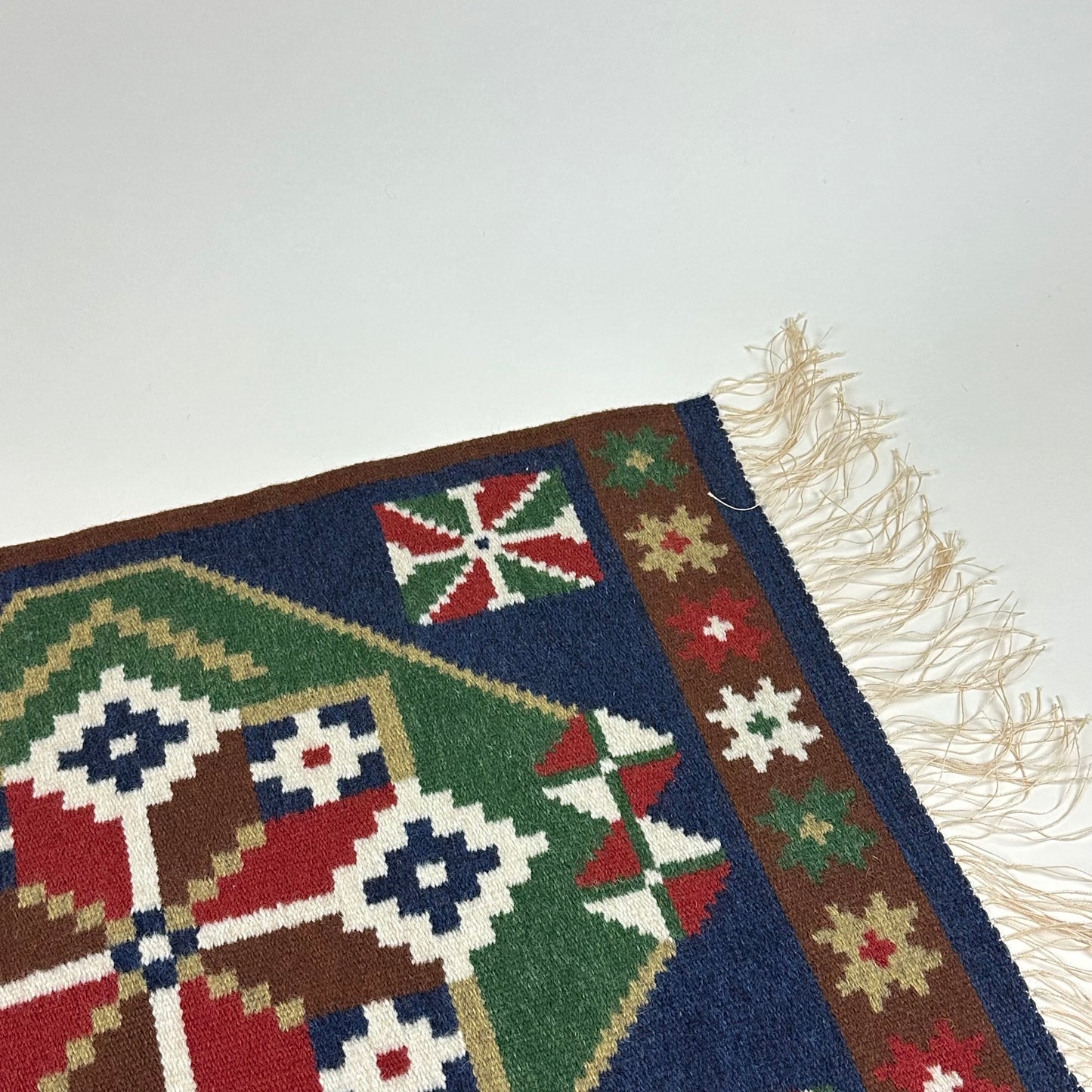 Vintage small "Allmoge" rug