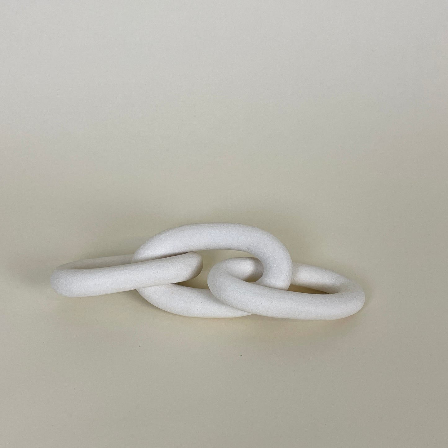 Chain, 3 links, by Kerstin Olsson