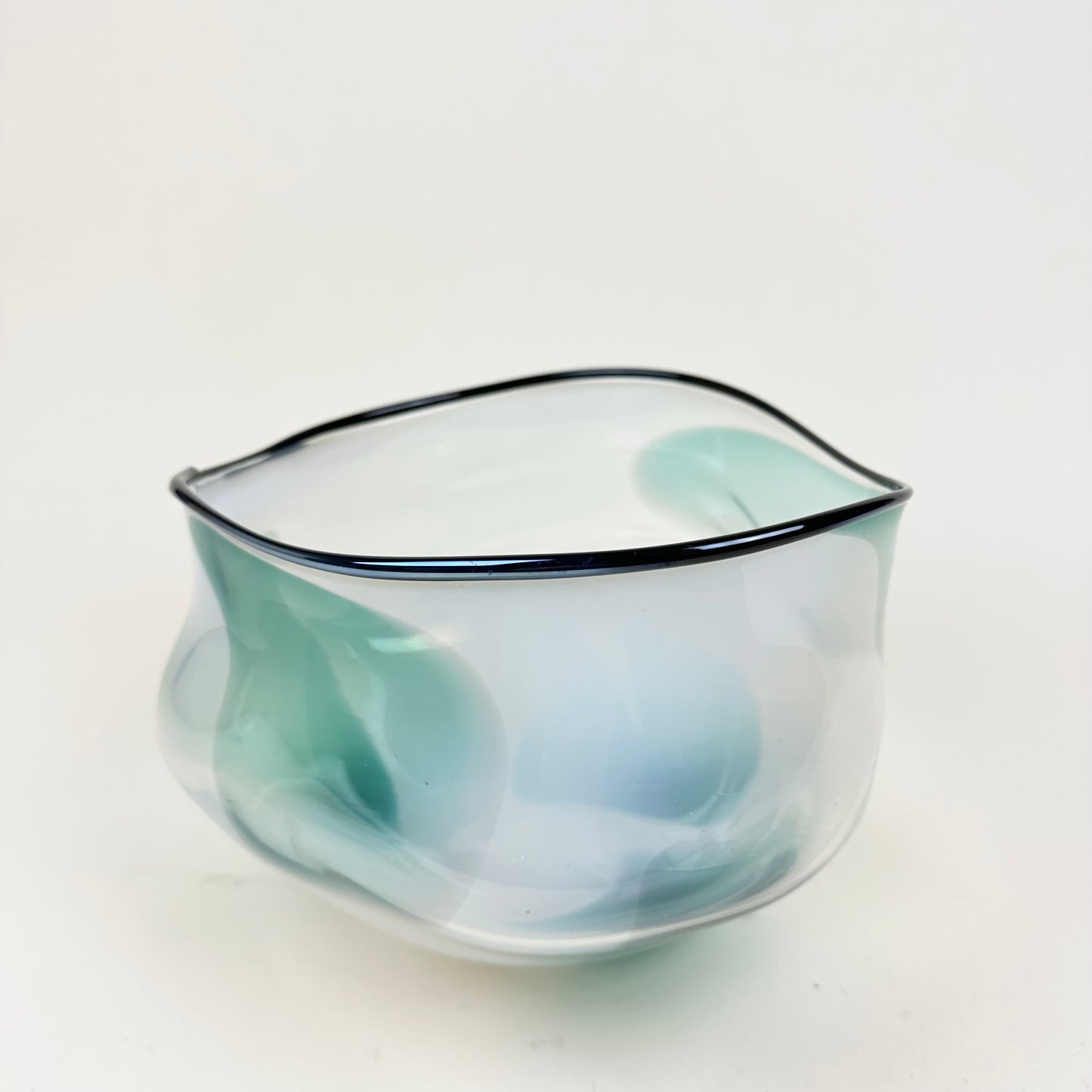 Glass bowl by Silje LIndrup