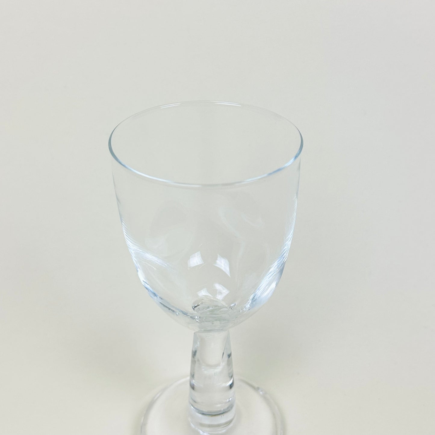 Wine glass by Silje Lindrup