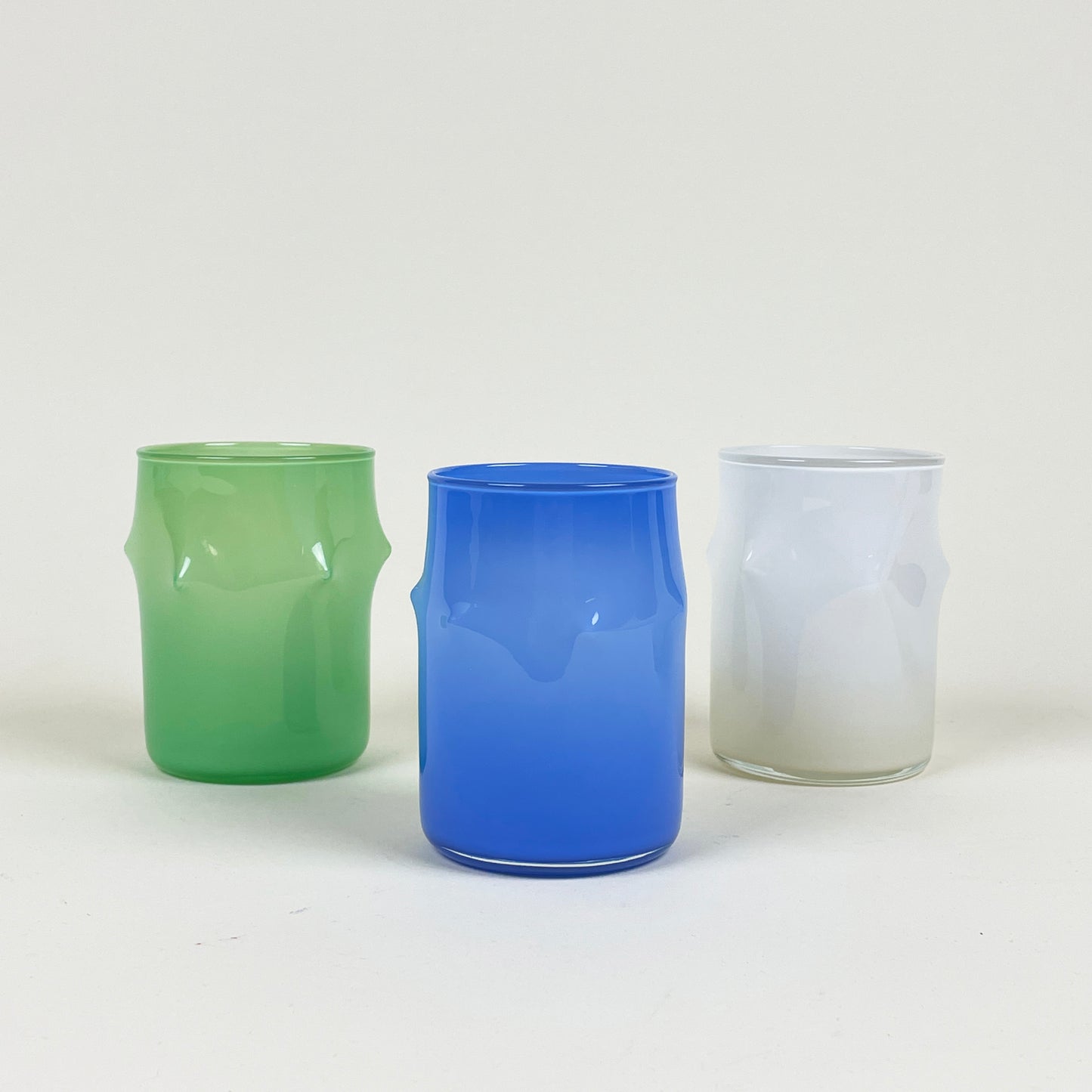 Drinking glass (cream white) by Silje Lindrup
