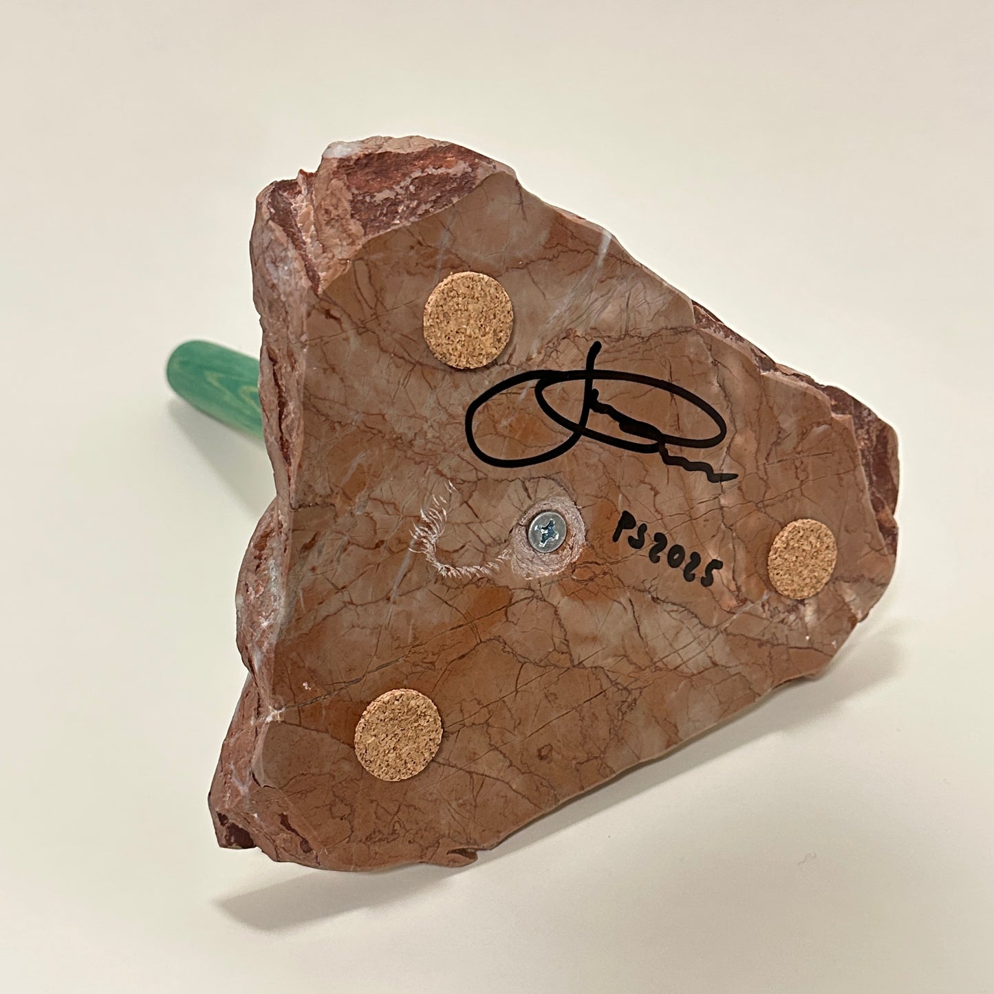 Kitchen roll holder by Public Studio (Light Green)