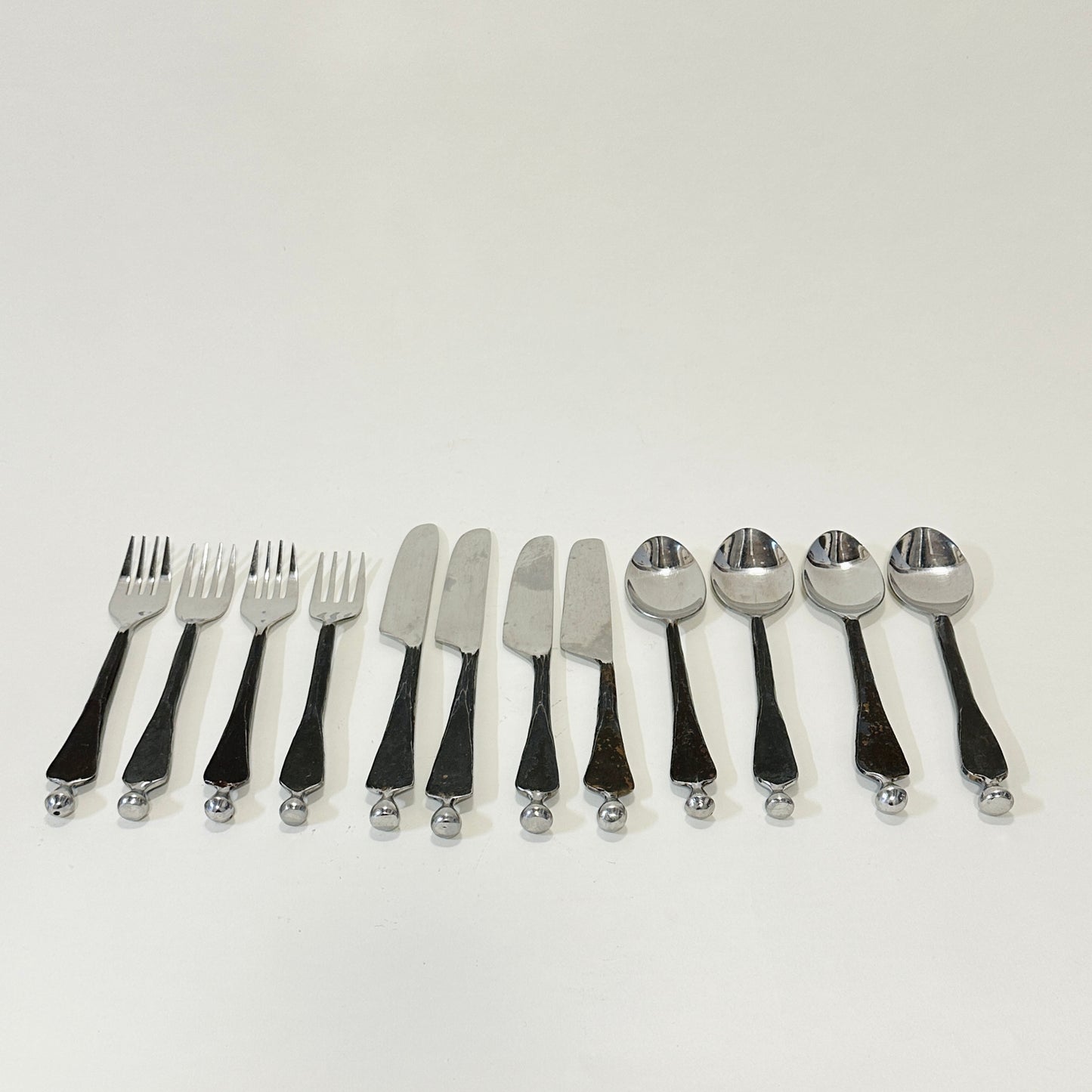 Rustic cutlery (set of 12)