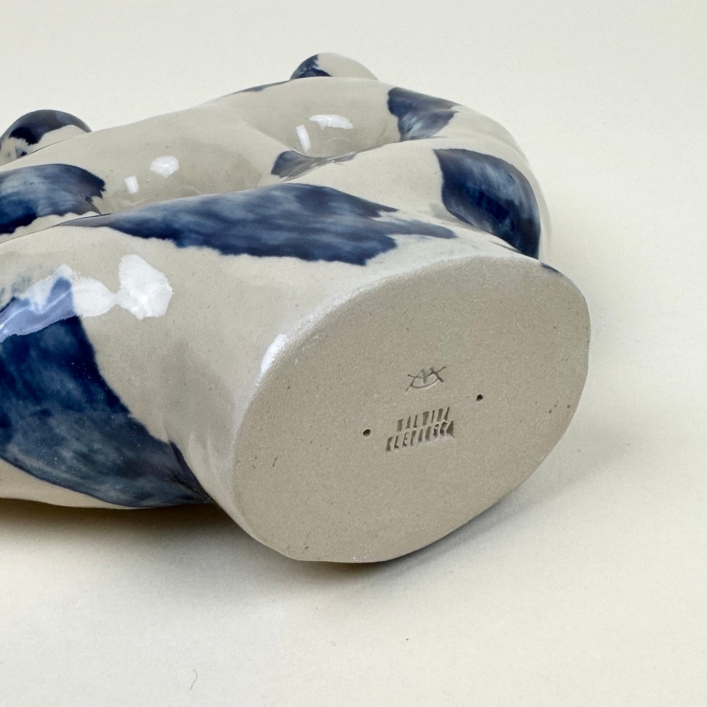 White and blue stoneware candle holder for three candles by Malwina Kleparska