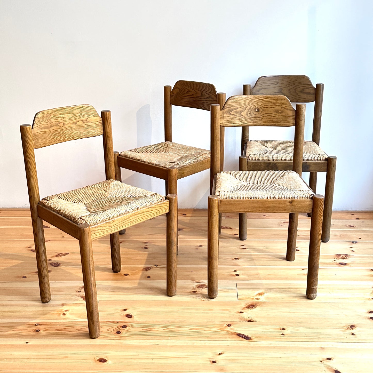 Set of 4 wood and wicker dining chairs, vintage