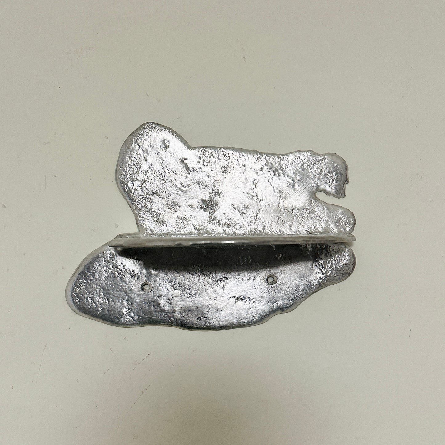 Tin shelf (5) by Alfred Sahlén)