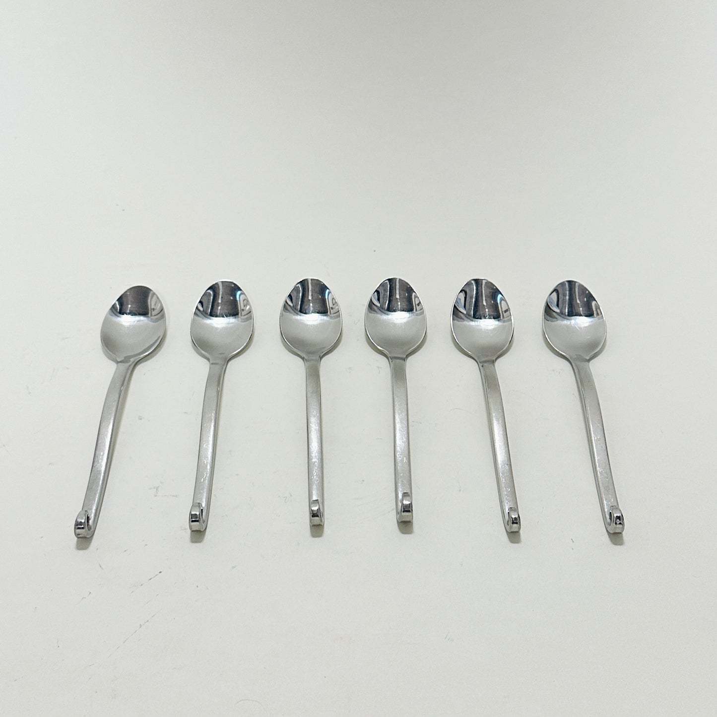 Set of post modern cutlery (24 pieces)