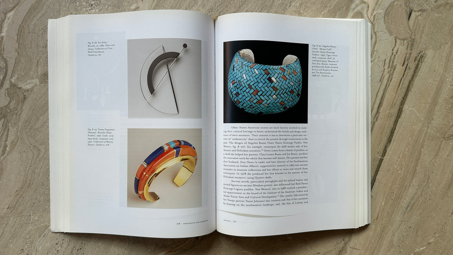 Book: Women Designers in the US