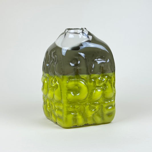 Acid green/olive "AADÄÄRE" vase by Studio Reiser