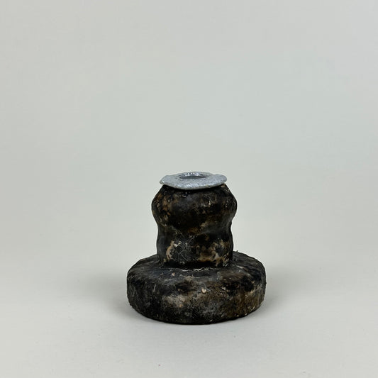 Mycelium small char candle holder by Maria Pita Guerreiro