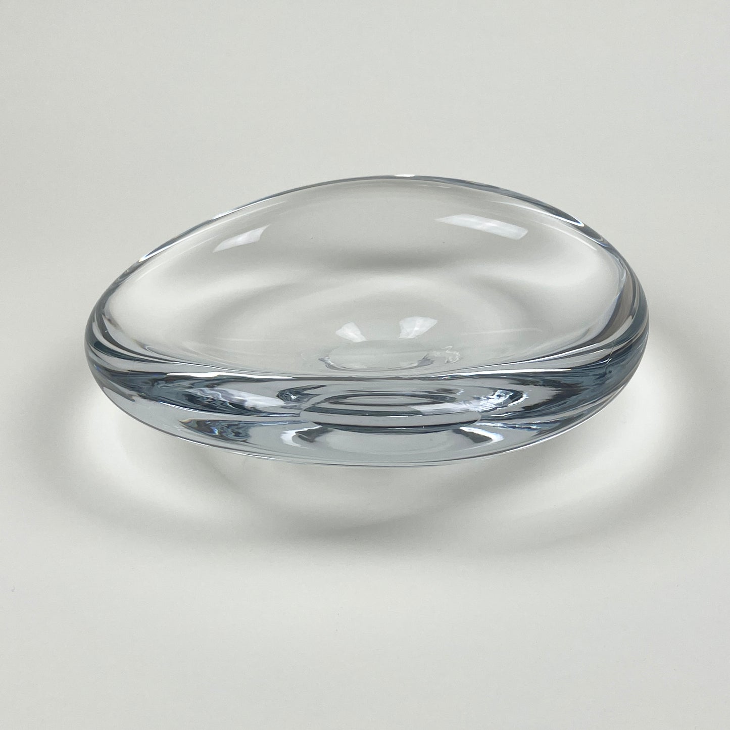 Handblown glass bowl by Lisa Reiser XL