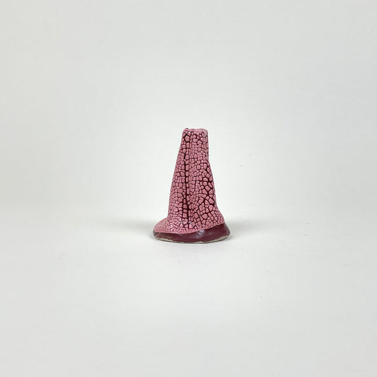 Red pink volcano vase (S) by Astrid Öhman.