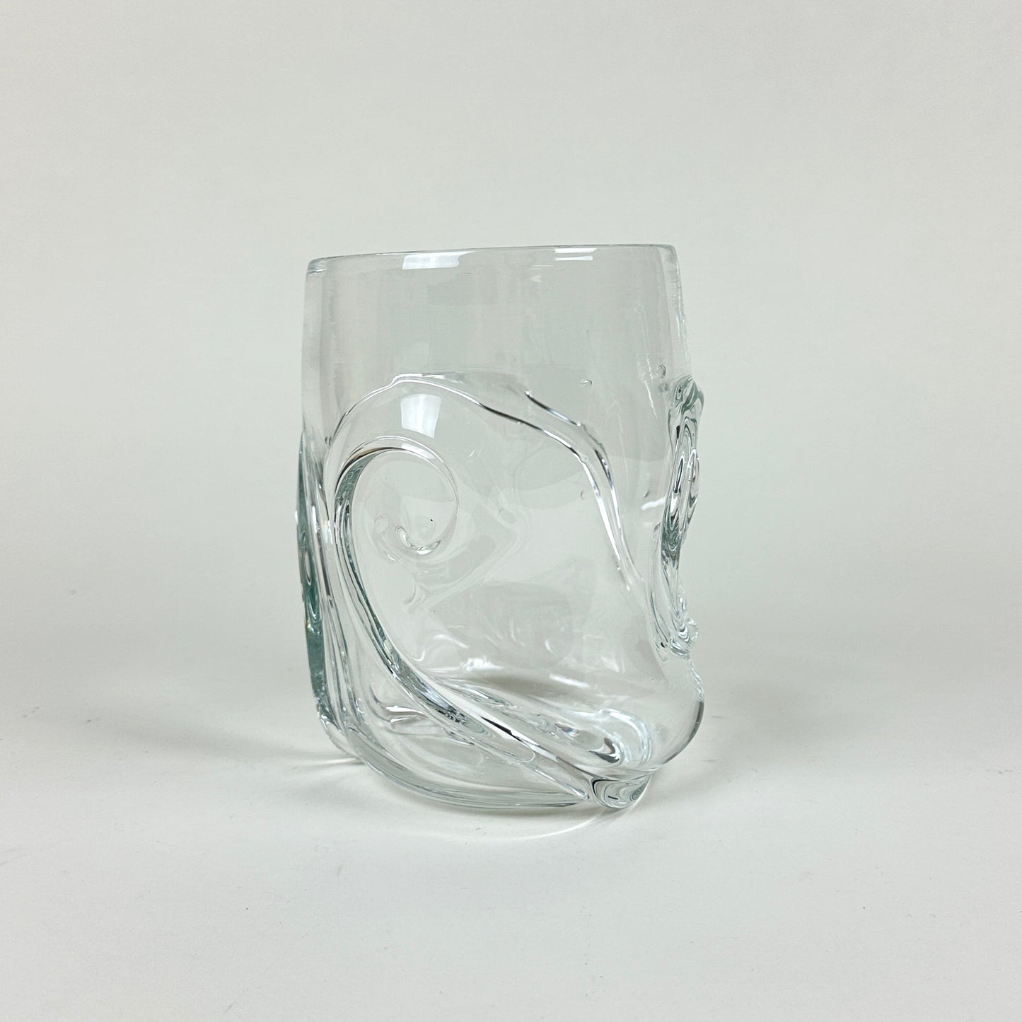 Glass vase "Swirl" by Silje Lindrup