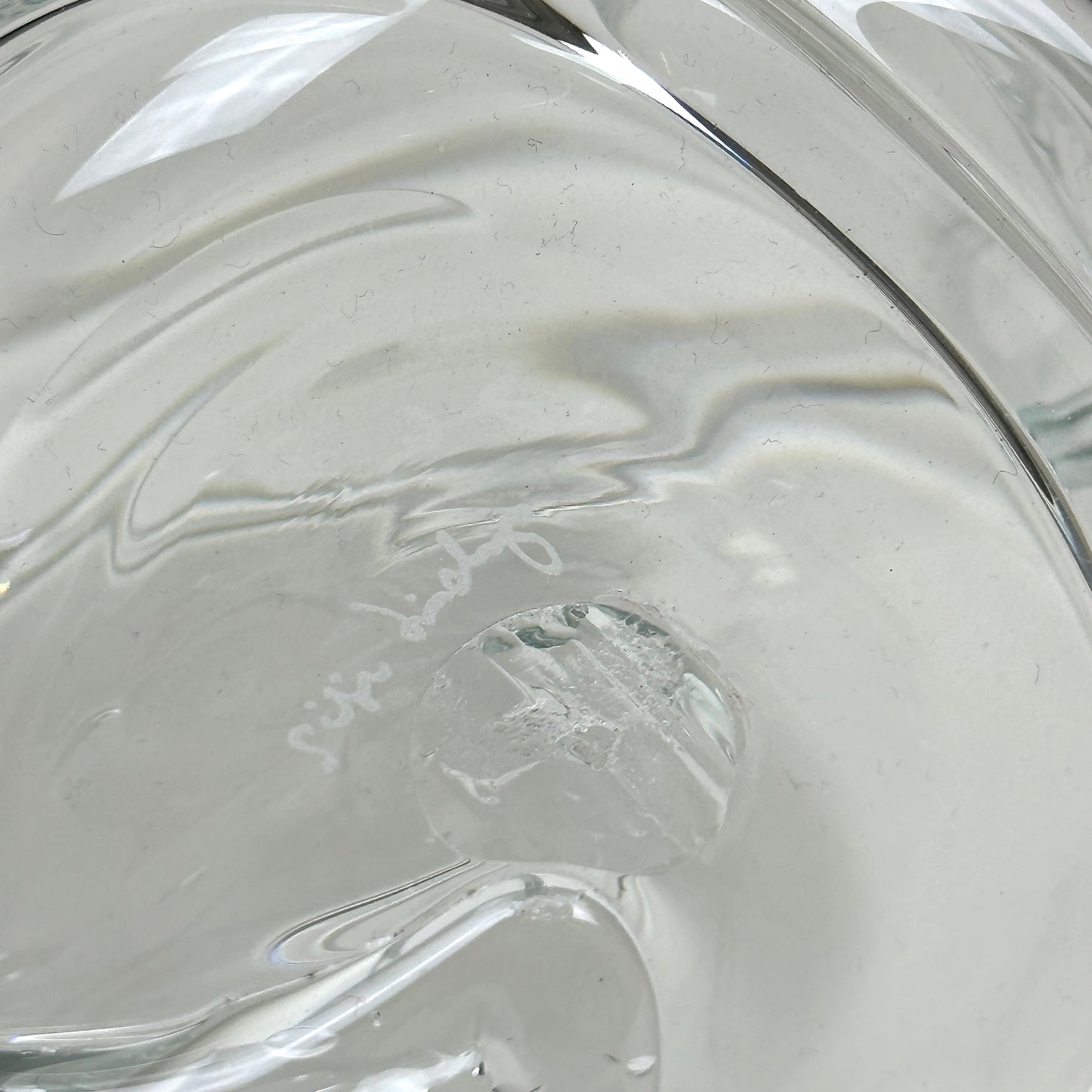 Glass vase "Swirl" by Silje Lindrup