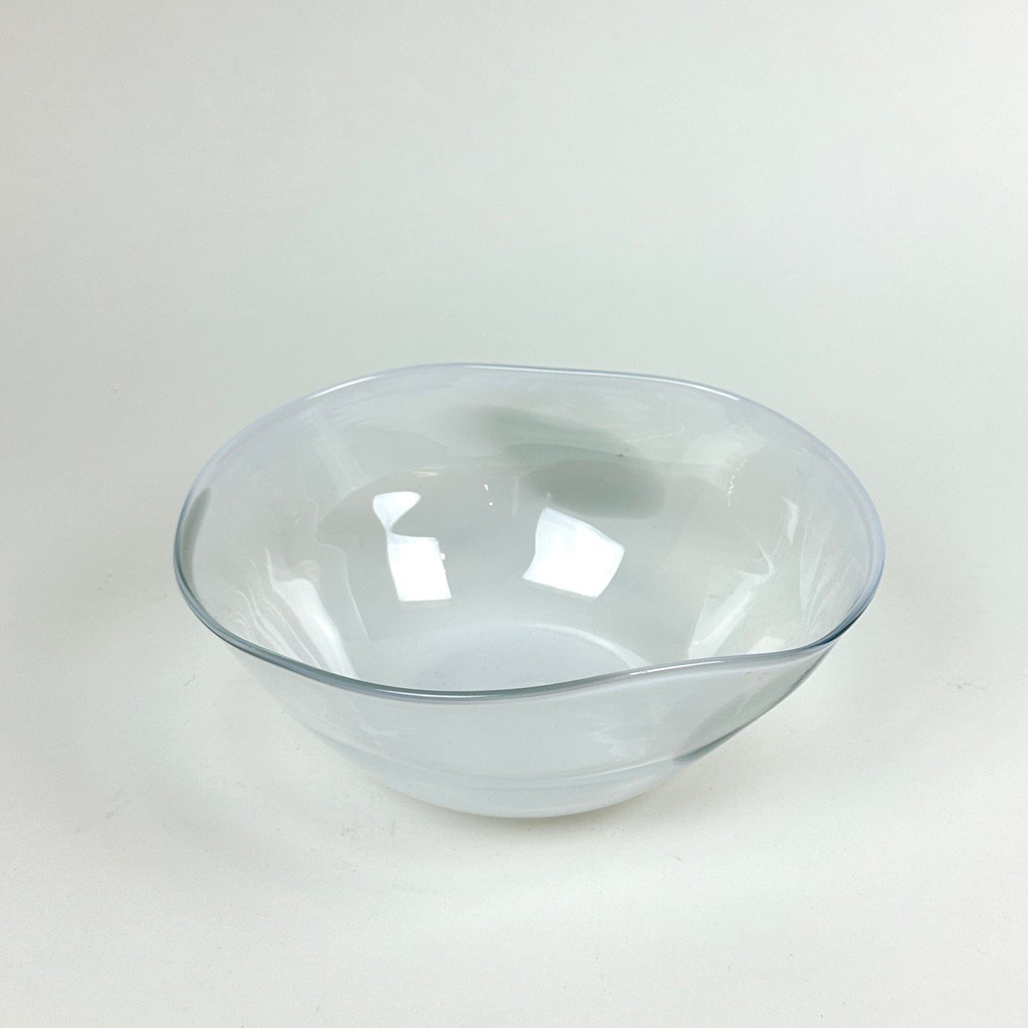 Milky bowl by Silje Lindrup