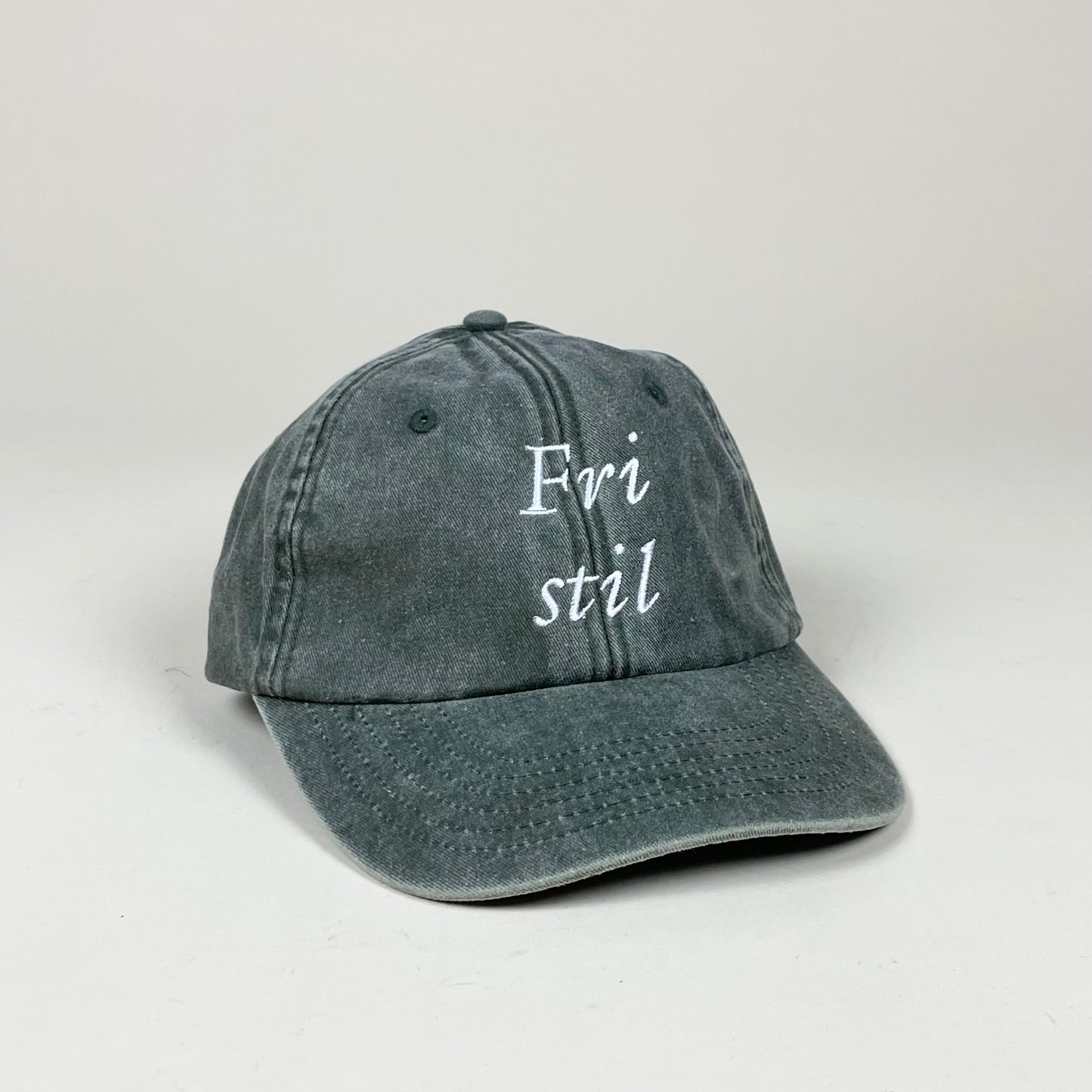 Hat, Fri Stil, (washed out green/white)