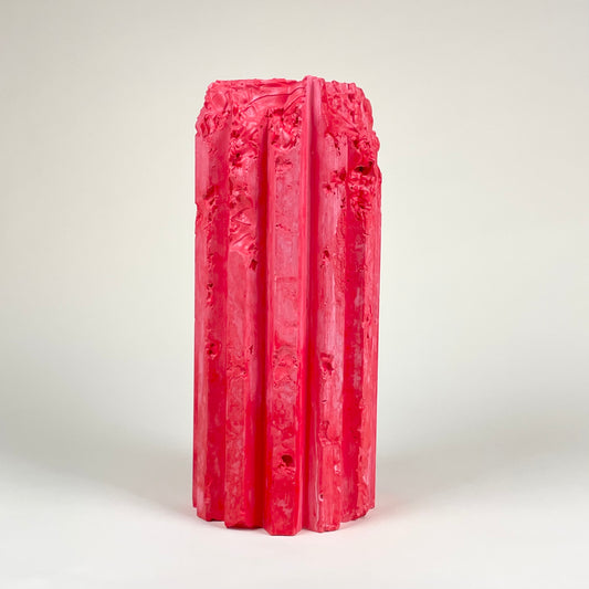 Large red cornice vessel by Lenny Stöpp