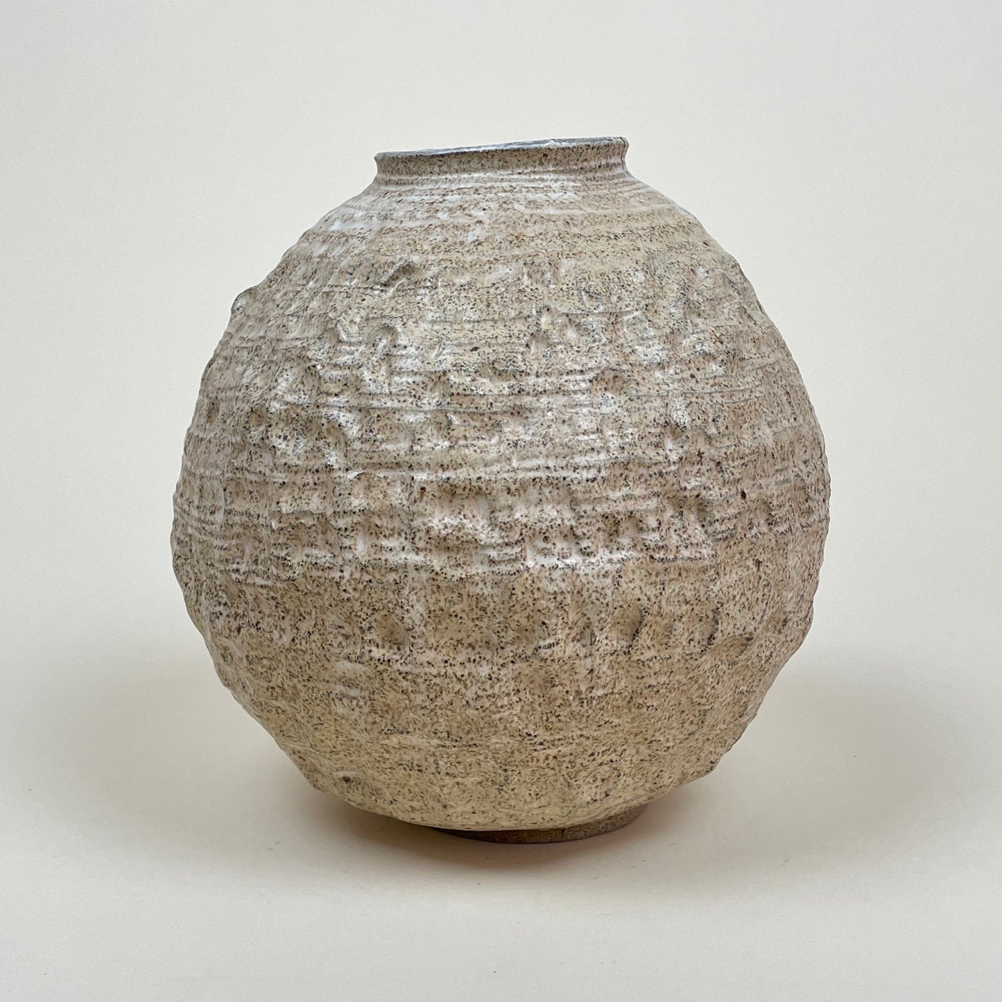 Ceramic vase by Lisa Hartwig Ericson